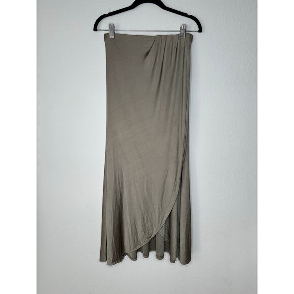 FREE PEOPLE Sage Green Soft Flowy Tulip Wrap High Low Style Maxi Skirt Size XS - Picture 5 of 9